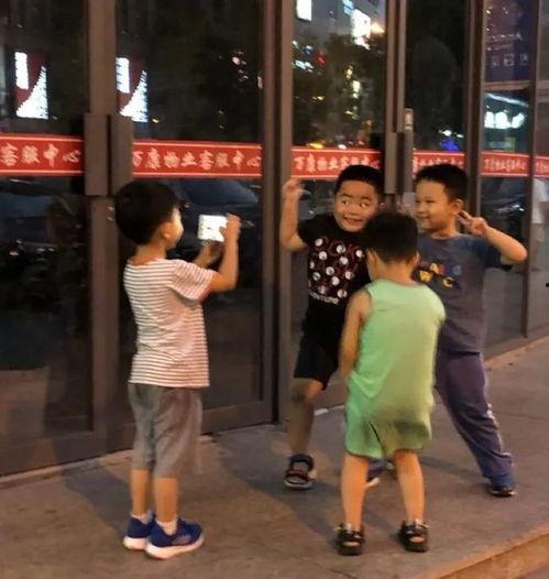 娱乐吃瓜的头像图片男,揭秘男明星的幕后故事